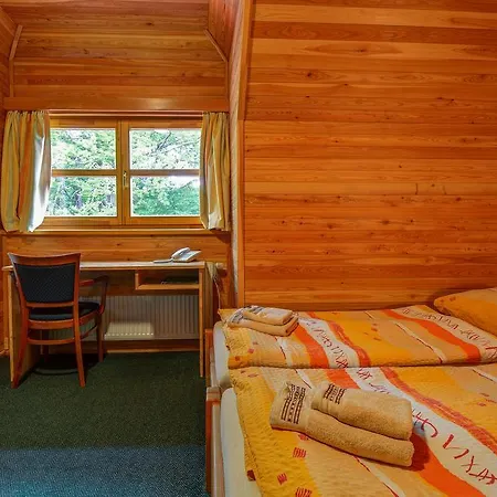 Penzion Lesní Bunč 3*
